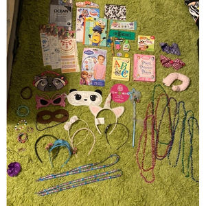 Huge Kids toy lot (crafts , costume wear, accesories) 51 pieces